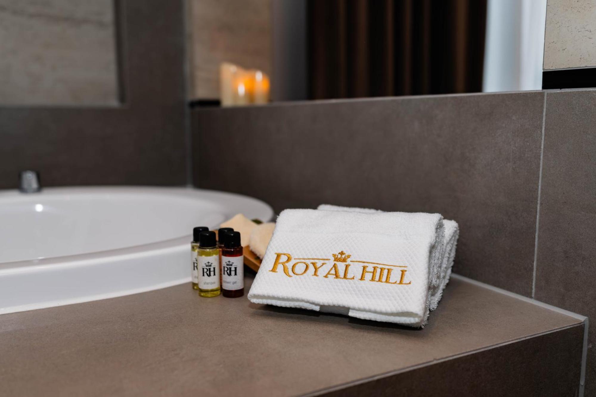 Royal Hill Hotel Vore Exterior photo